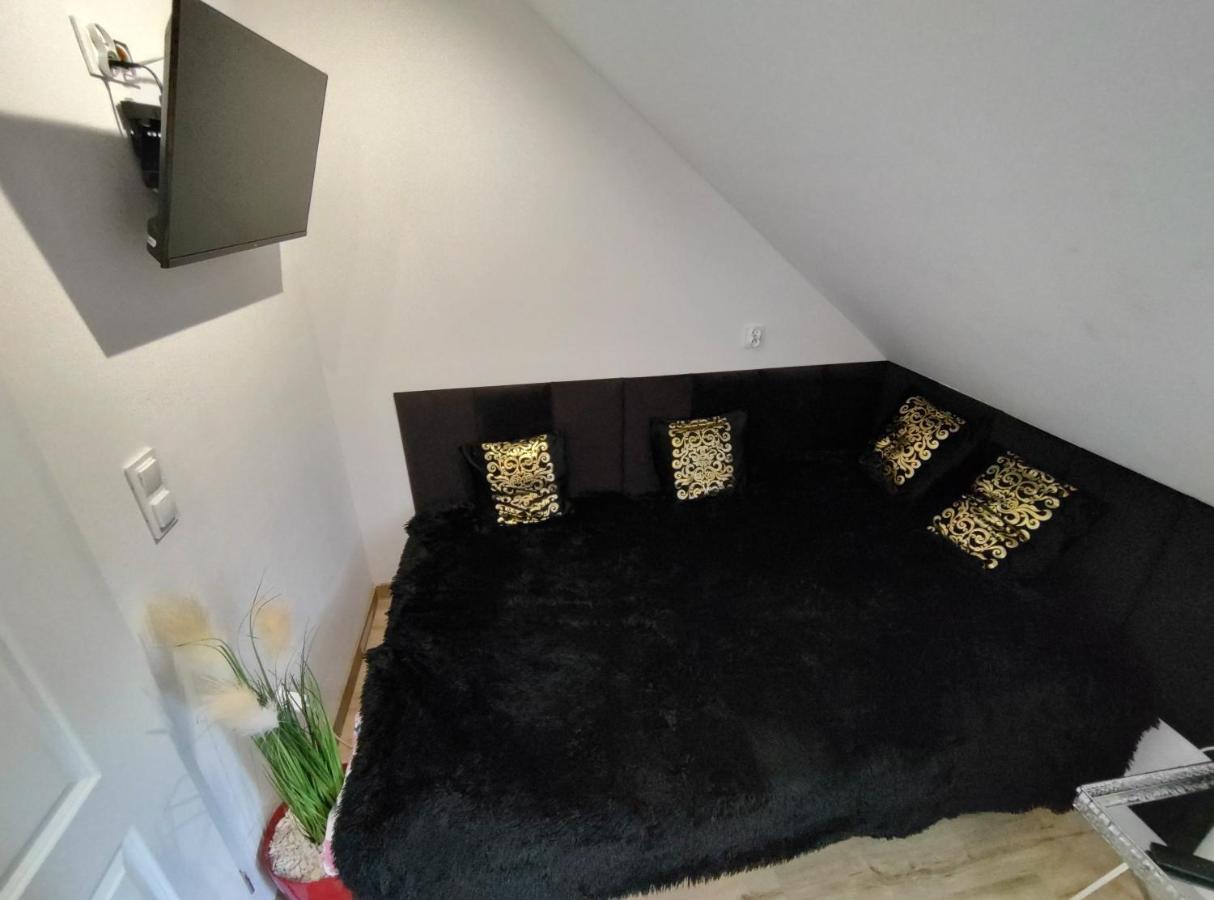 Apt Fiona4 Centrum700M Parking Bezplatny Monitorowany Salon Z Sypialnia Tv Lazienka Kuchnia Rekuperacja Karpacz Esterno foto